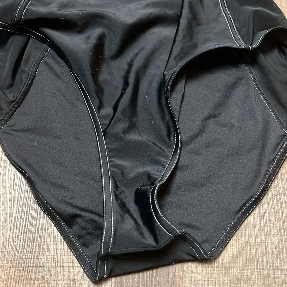 Cupshe Black Women's Swimwear 0X one‎ piece beach swimming sun vacation resort